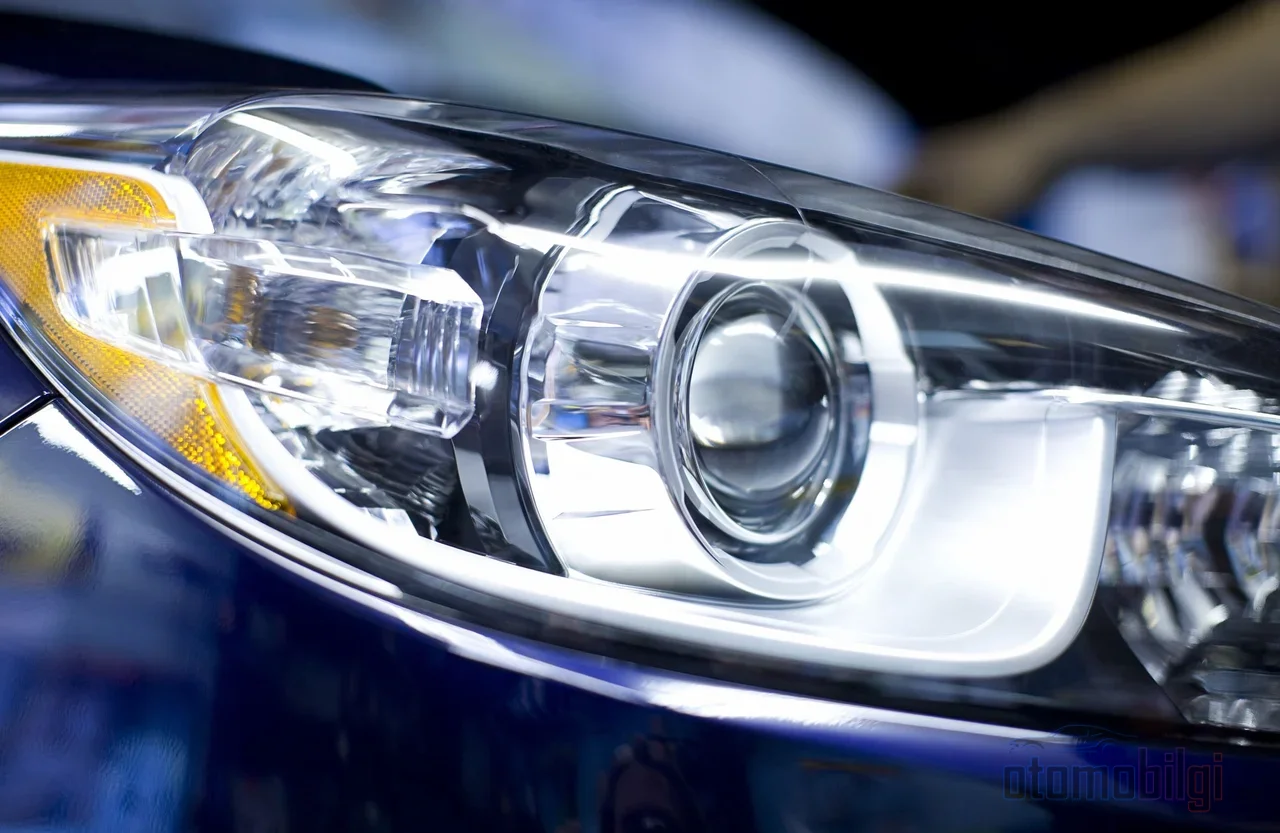 What makes a projector a projector is not the bulb, but the optical architecture that emits light onto the road with a sharp line.
