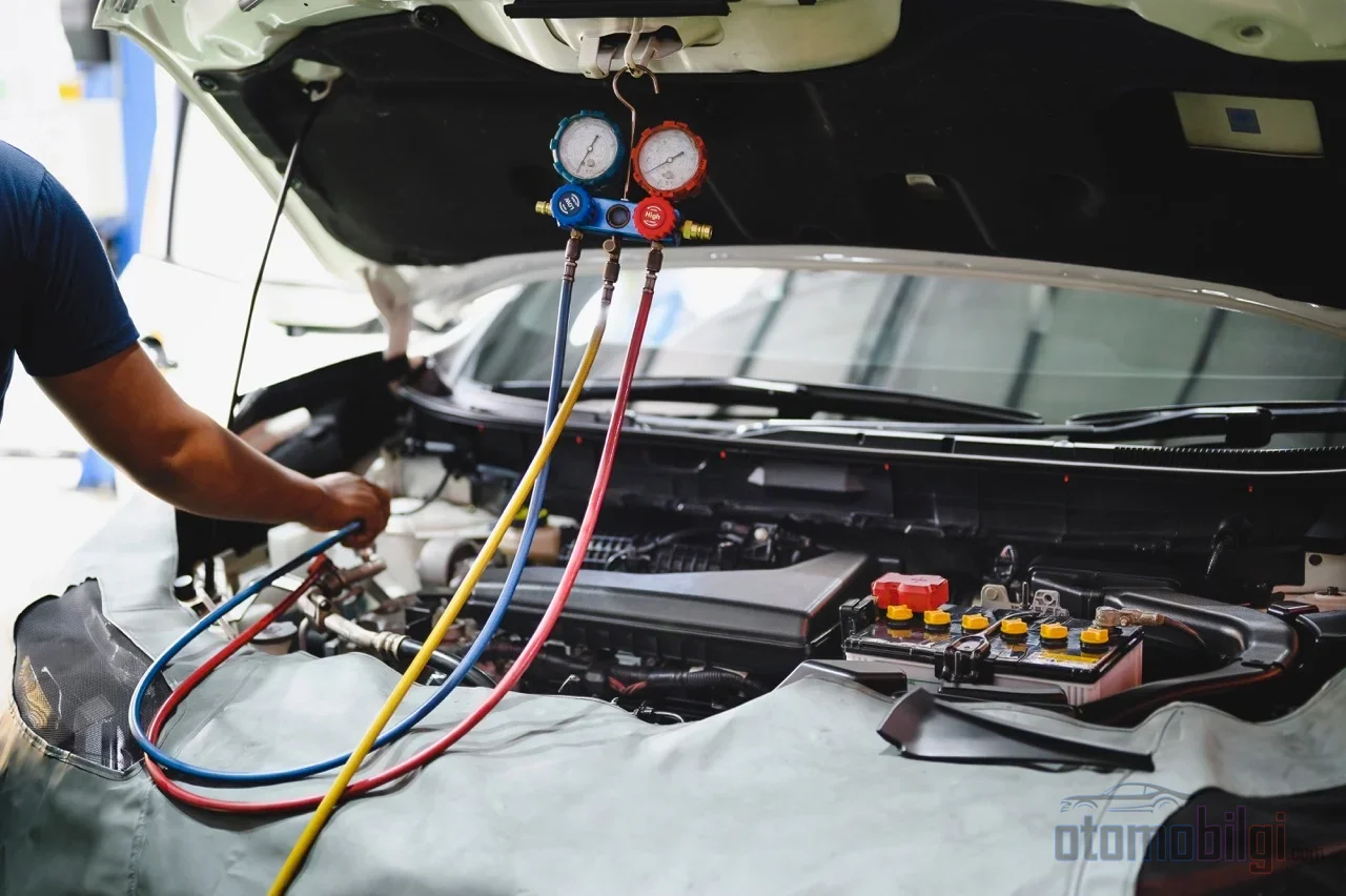 If the air conditioner is not cooling, the real job before refilling the gas is actually to find the leak; the only reason you would pay for an unnecessary refill is misreading the symptom.
