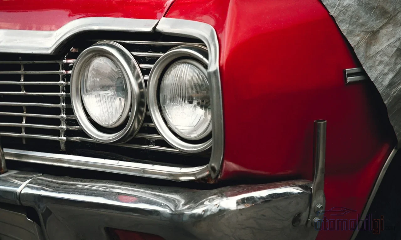 A stationary vehicle also wears out; the battery drains, the tires flatten, and the fuel begins to degrade over the months.