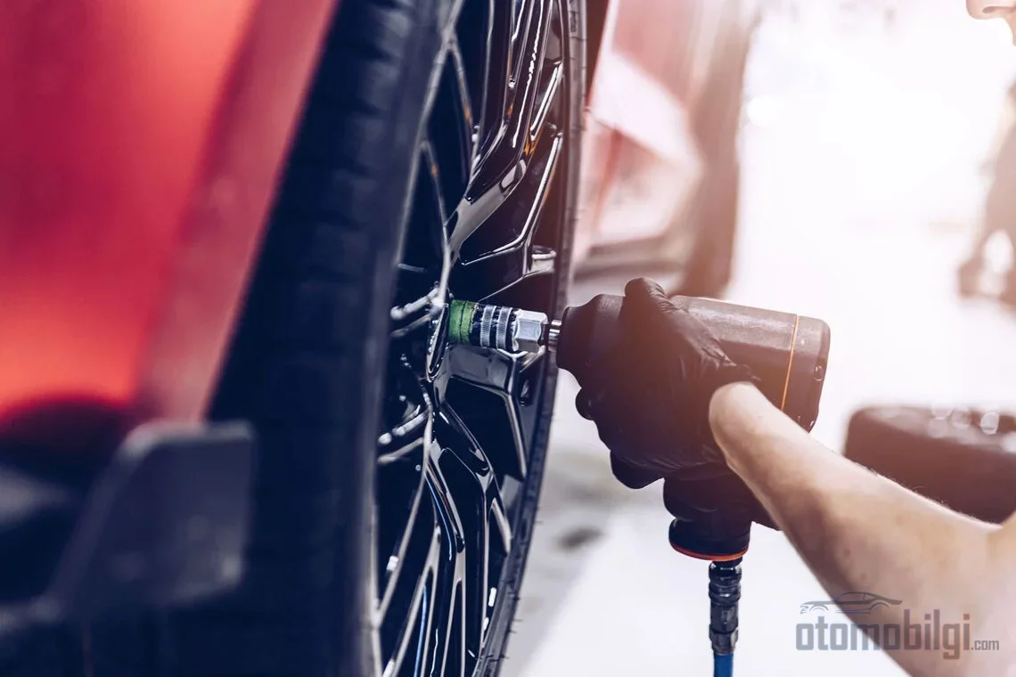 1.6 mm is not the legal limit for winter tires; when tread depth drops below 4 mm, the tire no longer grips the road.