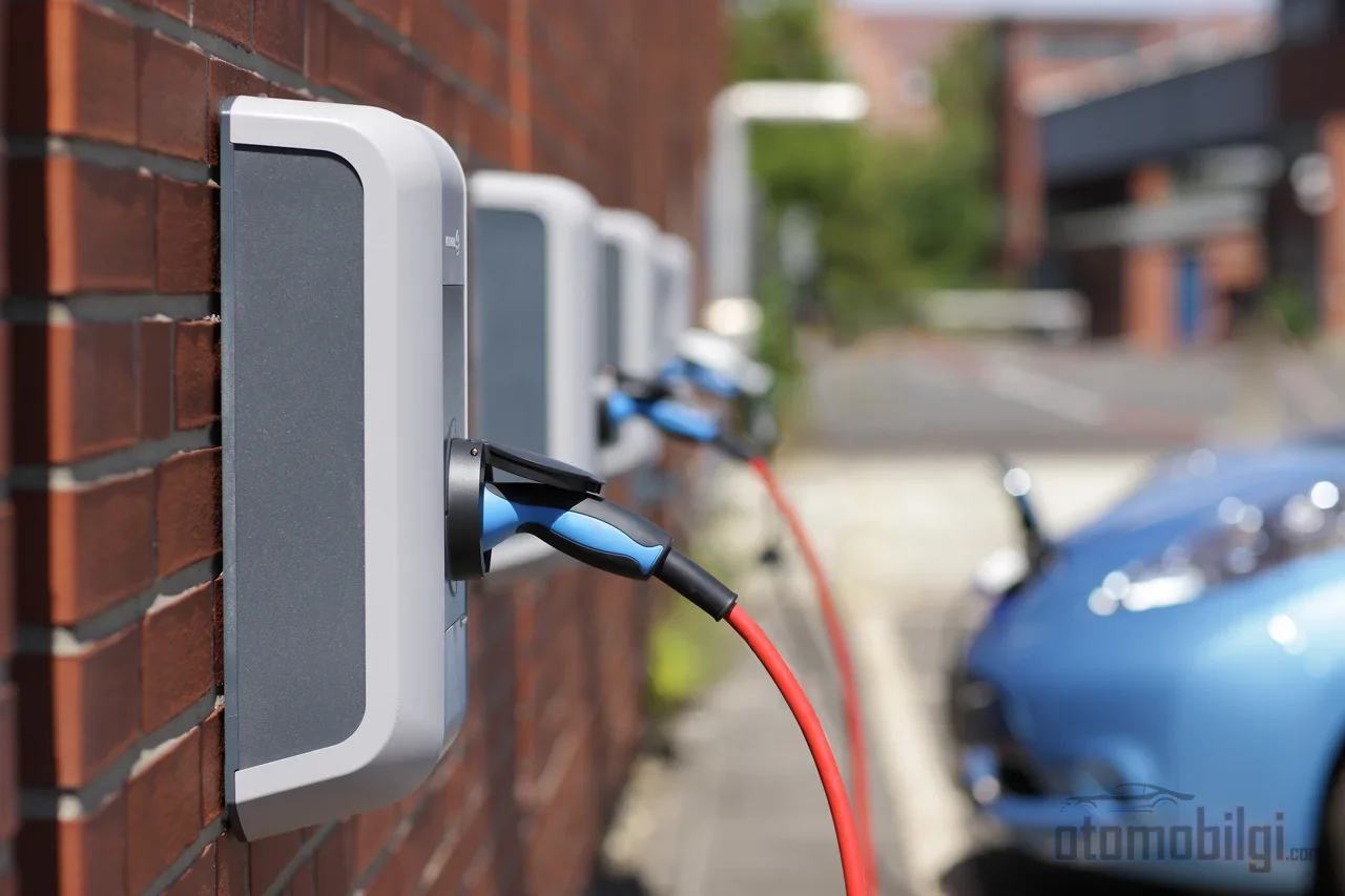 Most plug-in hybrids do not recognize fast-charging stations; their small batteries fully charge in 1.5 to 3 hours with standard AC charging.