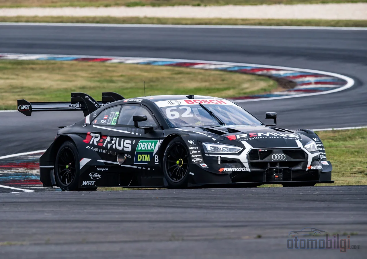 Audi V8 quattro'nun üst üste iki şampiyonluğu, DTM'de unvanını savunan ilk üretici olduğunu kanıtlarken Mercedes'in intikamı gecikmedi.