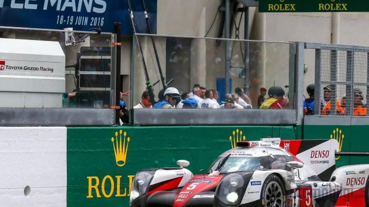 When Toyota gave up the lead on the final lap at the 2016 Le Mans, it became clear that endurance is actually a sport of the last five minutes.