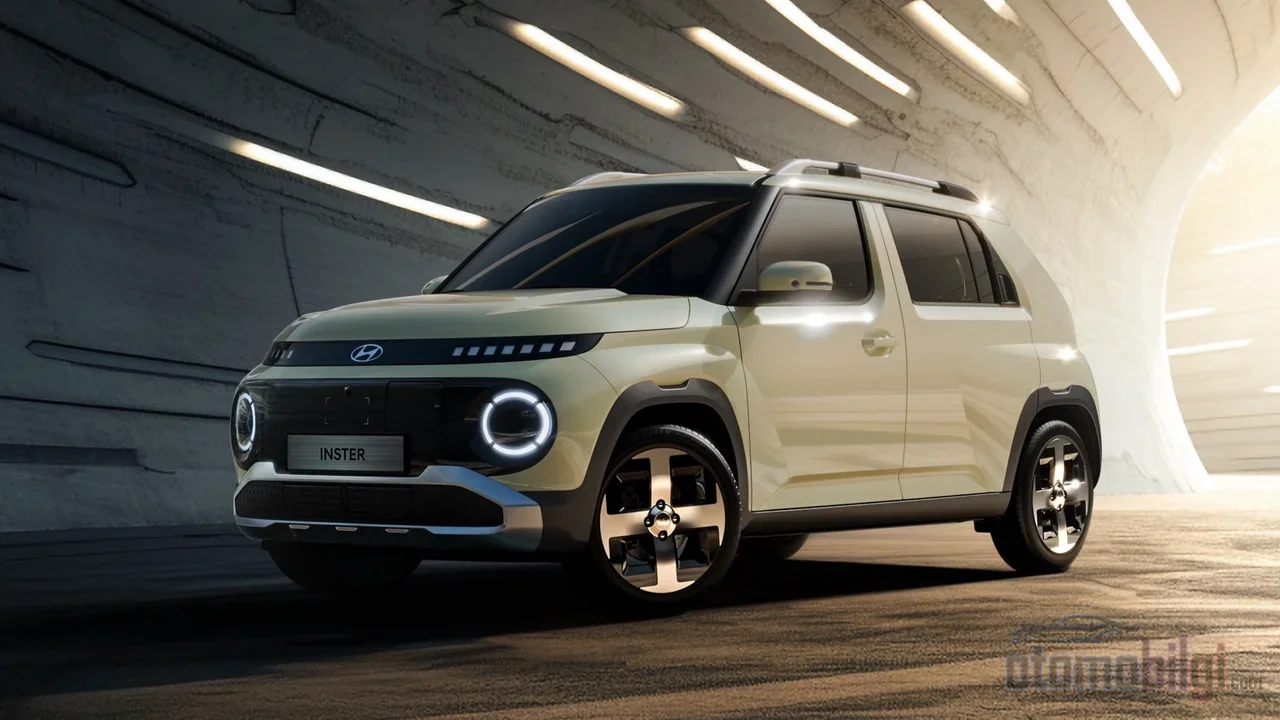 Hyundai INSTER łączy rozmiary segmentu A z SUV-ową solidnością i dzięki zasięgowi do 370 km odważa się też wyjechać poza miasto.