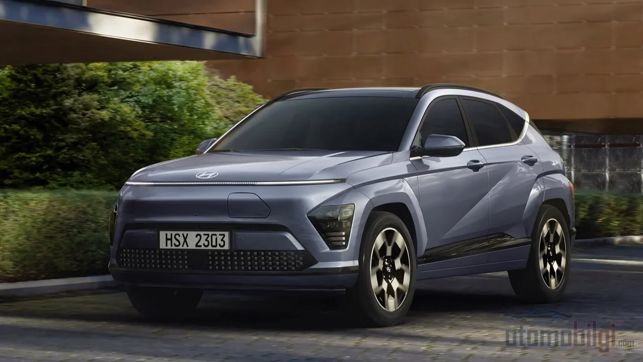 With its 380 km range and 41-minute fast charging, the Kona Electric solves the electric math of city life at the most reasonable price.