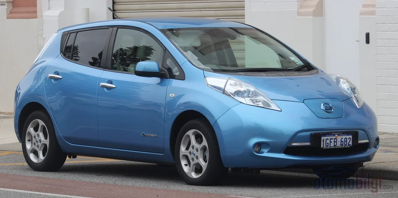 The Nissan Leaf went down in history as the first mass-produced model that took the electric car out of the hands of luxury and placed it in the ordinary consumer's garage.