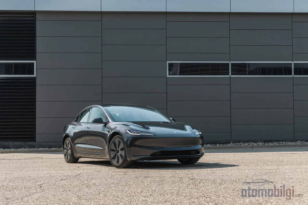 In electric cars, the motor vehicle tax (MTV) is about a quarter of that of a gasoline car of the same age; but this advantage is not an unlimited exemption, it is a measurable difference based on power and price.