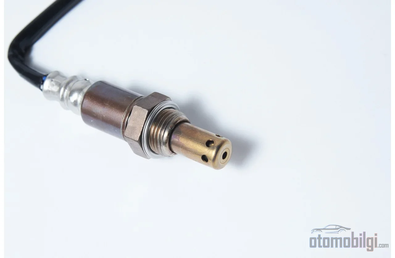 Without the lambda sensor, which measures the oxygen in the exhaust second by second, the ideal 14.7:1 air-fuel ratio and the efficiency of the catalytic converter could not be maintained.