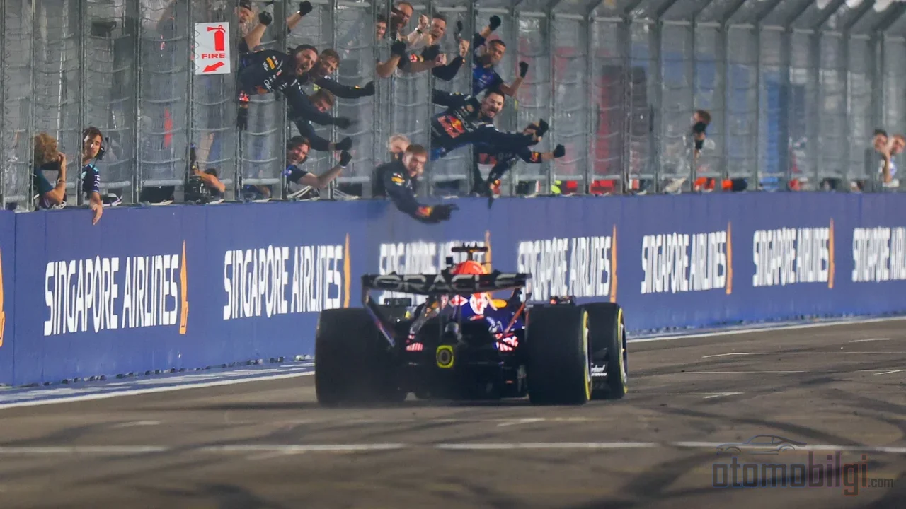 A 2026-os F1-es autókban a teljesítmény fele elektromosságból származik, a DRS pedig nyugdíjba vonul, és helyét a versenyző által maga kezelt aktív aerodinamika veszi át.