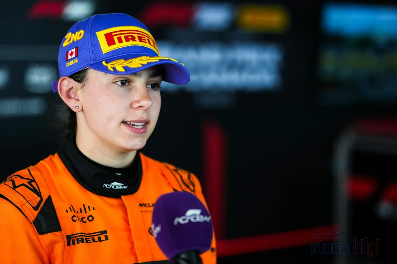 F1'e giden tek yol kartingden başlayan merdiveni tırmanmaktır; zirvenin anahtarı ise üç sezonda toplanacak 40 süper lisans puanı.