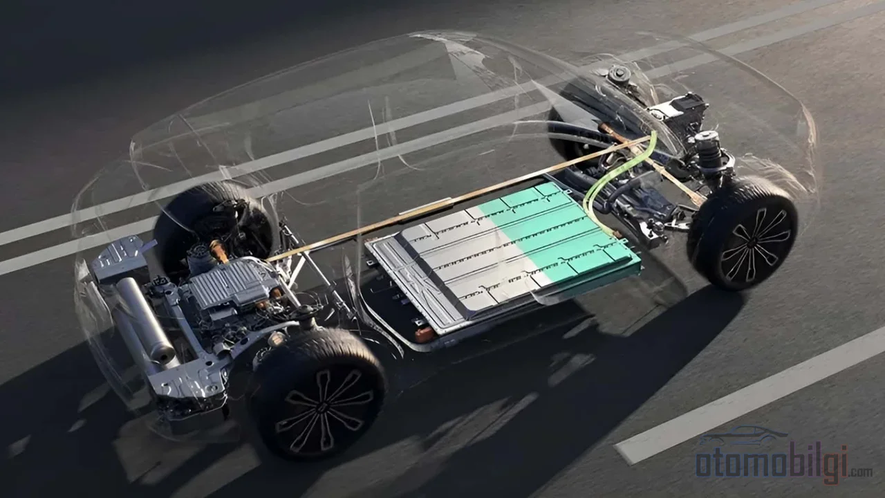 In an EREV architecture, the gasoline engine can never drive the wheels; its sole task is to charge the battery, thereby eliminating range anxiety.