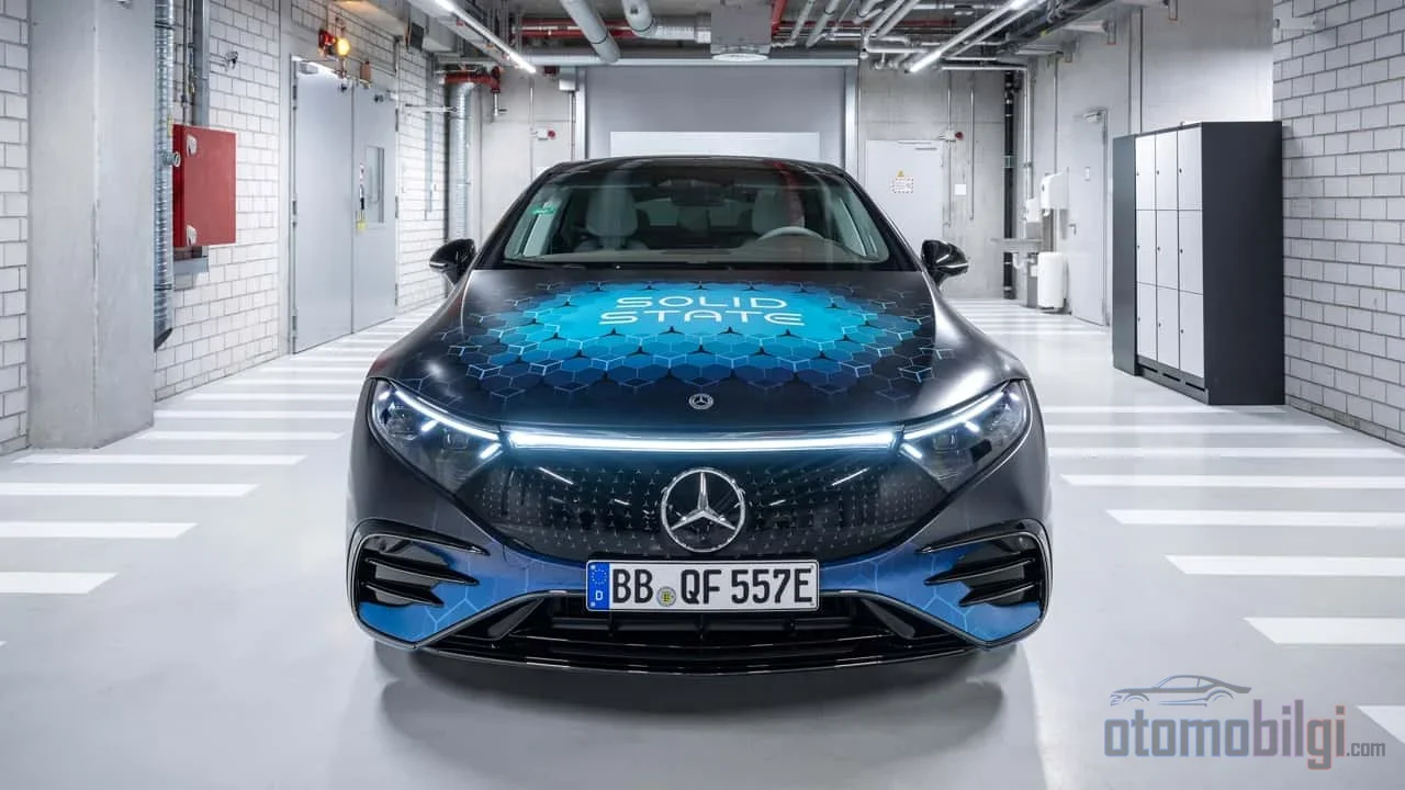 Almost all of the solid-state batteries you'll see on the roads in 2026 will be semi-solid hybrids; the real mass production target is 2030.