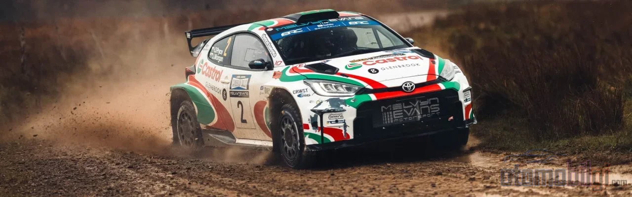 Cambrian Rally'de şampiyonluk 0,6 saniyelik farkla son etaba taşındı; Pryce, McRae'yi geçerek ünvanı 1,2 saniyeyle kazandı.