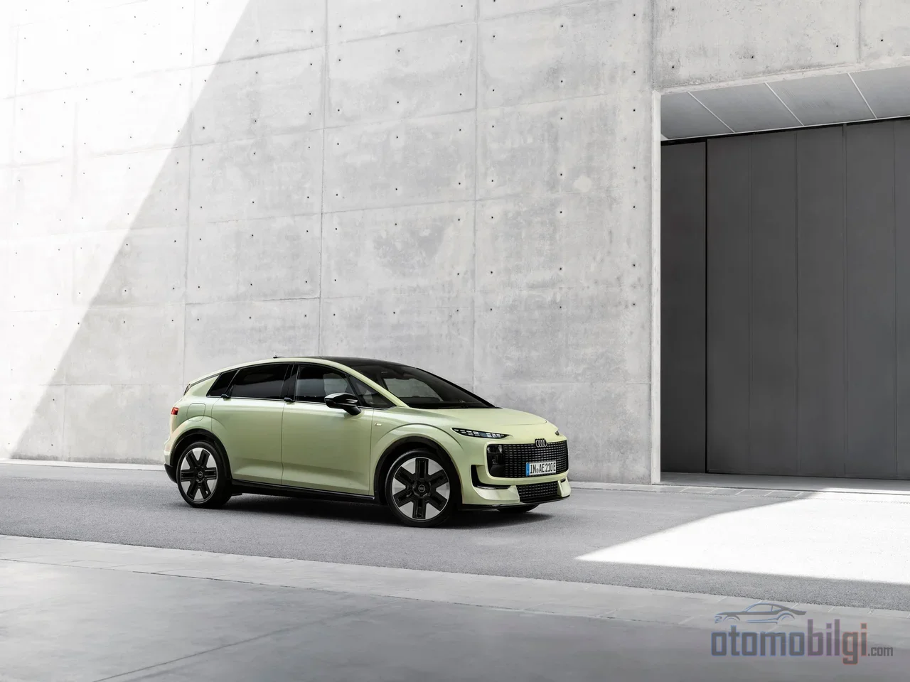 Najmniejszy elektryk Audi, A2 e-tron, po obniżce cenowej kosztujący 30 700 funtów jednym ruchem wypełnia lukę po modelach A1 i Q2.