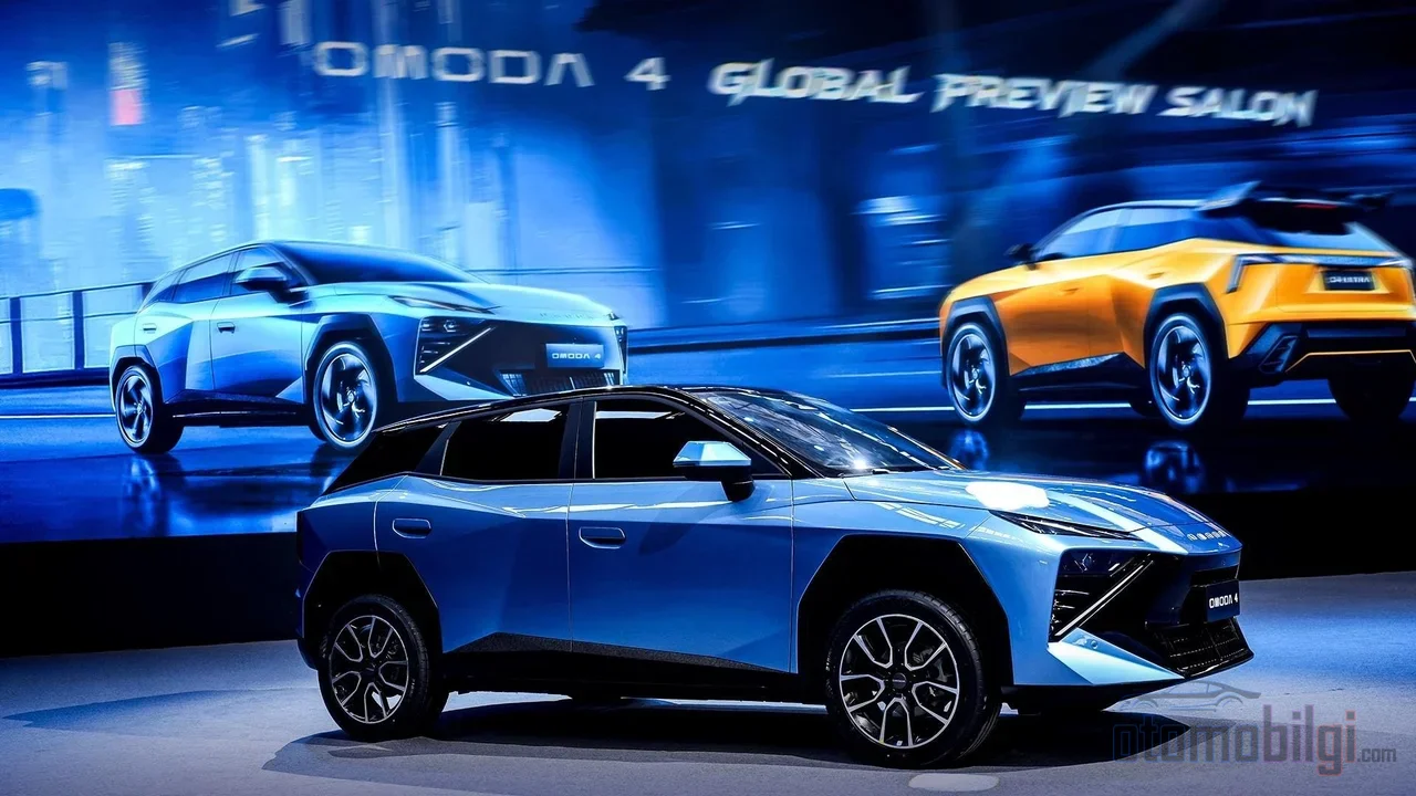 Omoda 4は、2026年パリモーターショーでフルハイブリッド仕様としてヨーロッパデビューを果たし、販売は2027年初頭に開始される予定です.