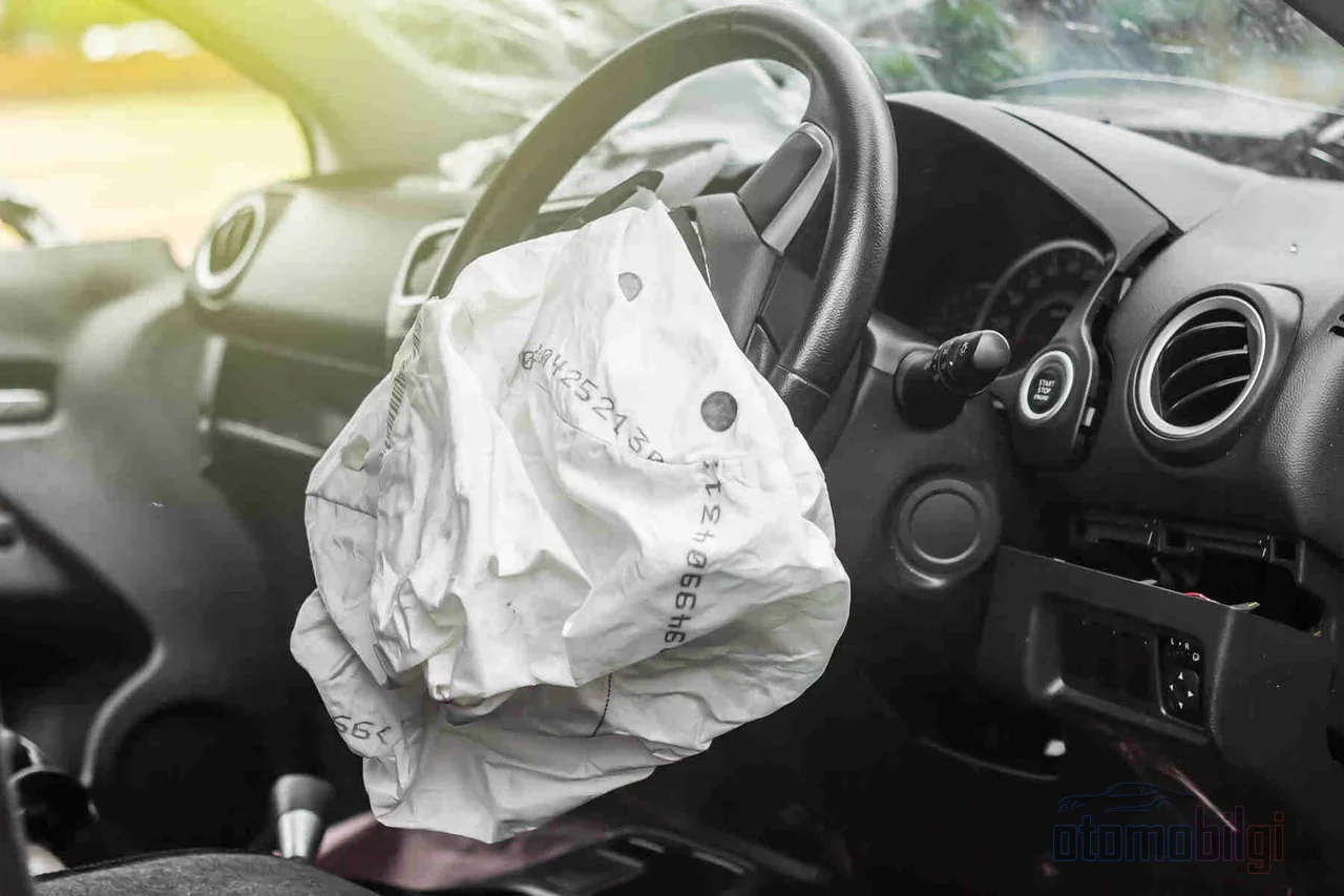 The best safety system is one that prevents the accident from ever happening; resorting to the airbag means accepting the collision.