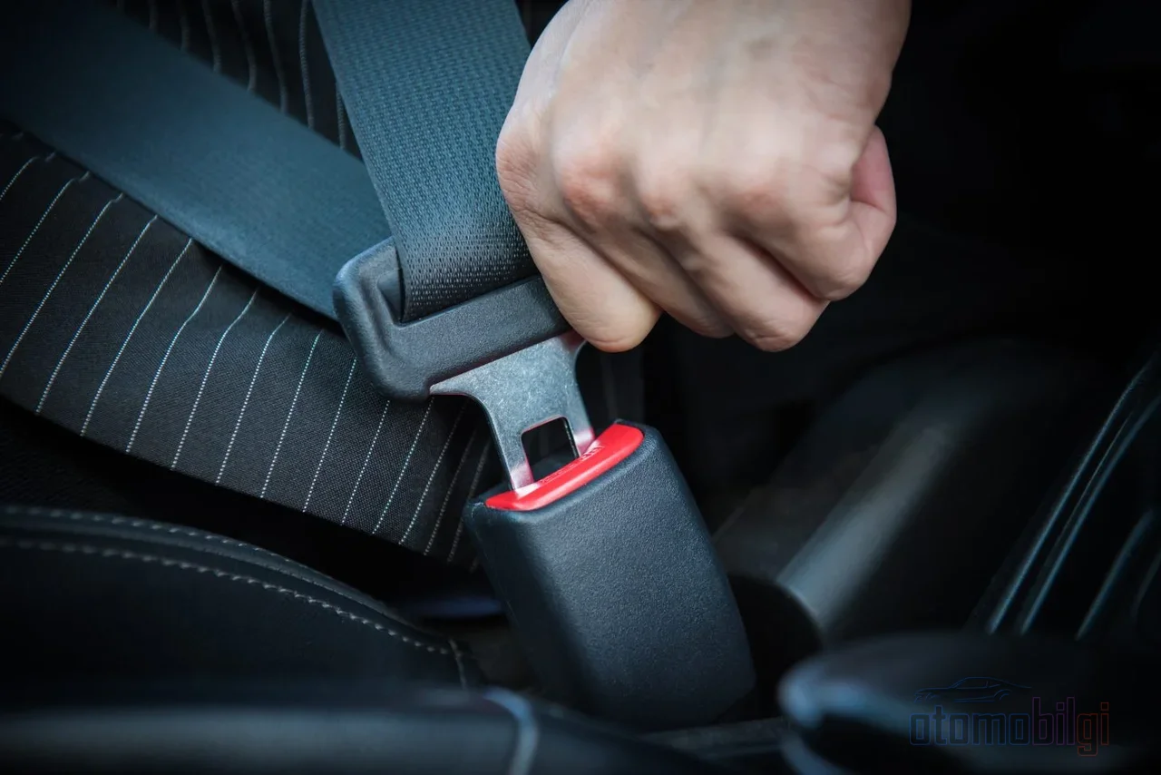 The pretensioner, which gathers slack within the first 15 milliseconds of a collision, reduces the risk of death by an average of 12.8 percent when combined with the load limiter.