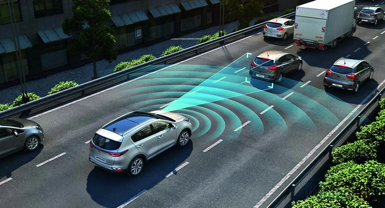 AEB doesn't survive an accident - it anticipates it in advance: it merges radar, camera and lidar data within milliseconds, and takes over the brake if the driver is late.