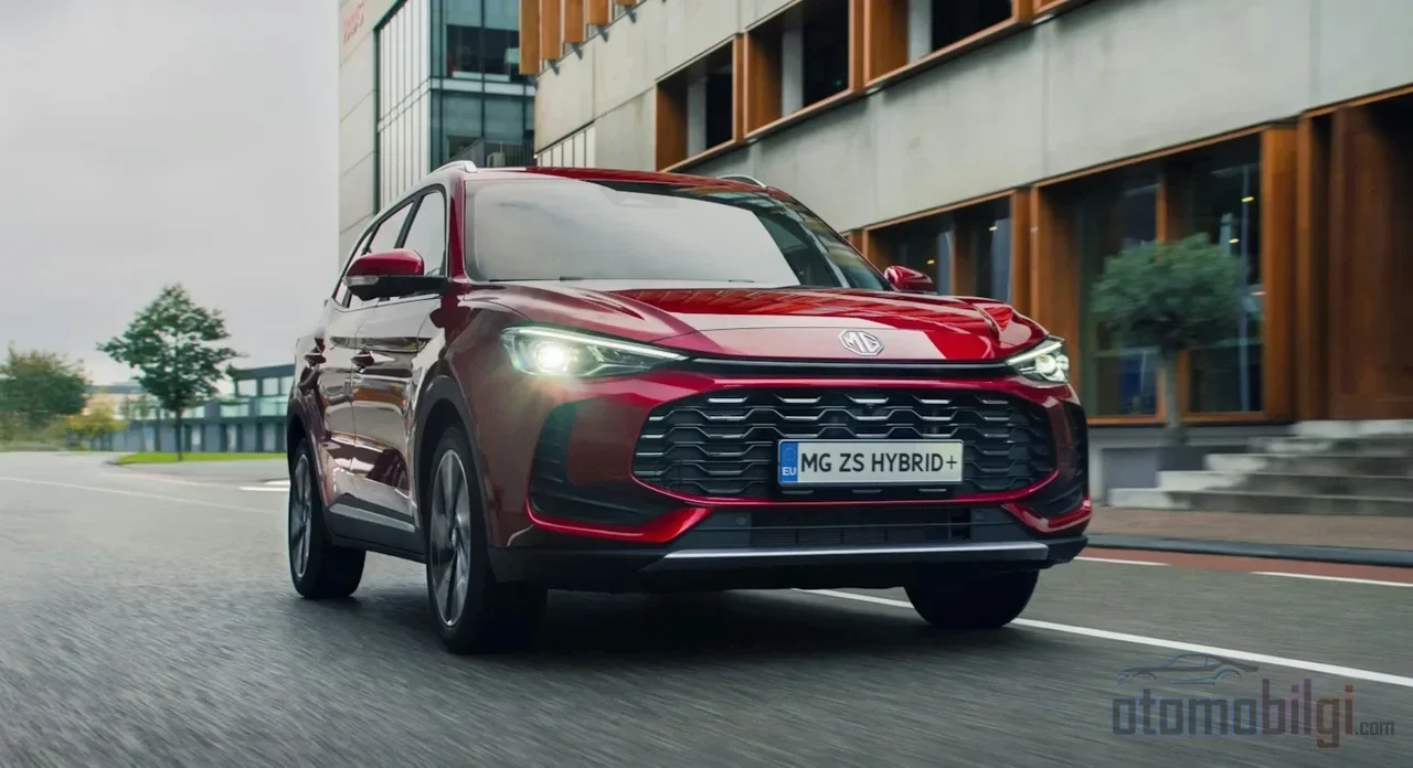 With 197 PS of power and promised consumption of 5.1 liters without ever needing to stop at a charging station, the MG ZS Hybrid+ is challenging Toyota's hybrid dominance with its equipment-and-budget trump card.
