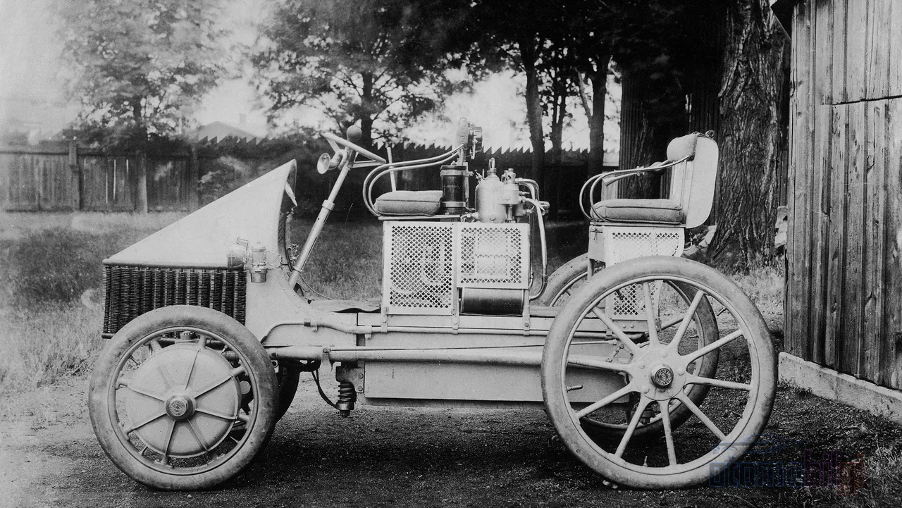 The history of the hybrid car begins not with Toyota, but with Ferdinand Porsche's Lohner-Porsche Mixte, which went on sale in 1901.