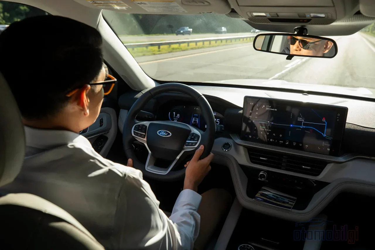 Hybrid vehicles with battery health above 85% sell quickly, while a vehicle without a report forces the seller into negotiations with losses reaching up to 60% in value.