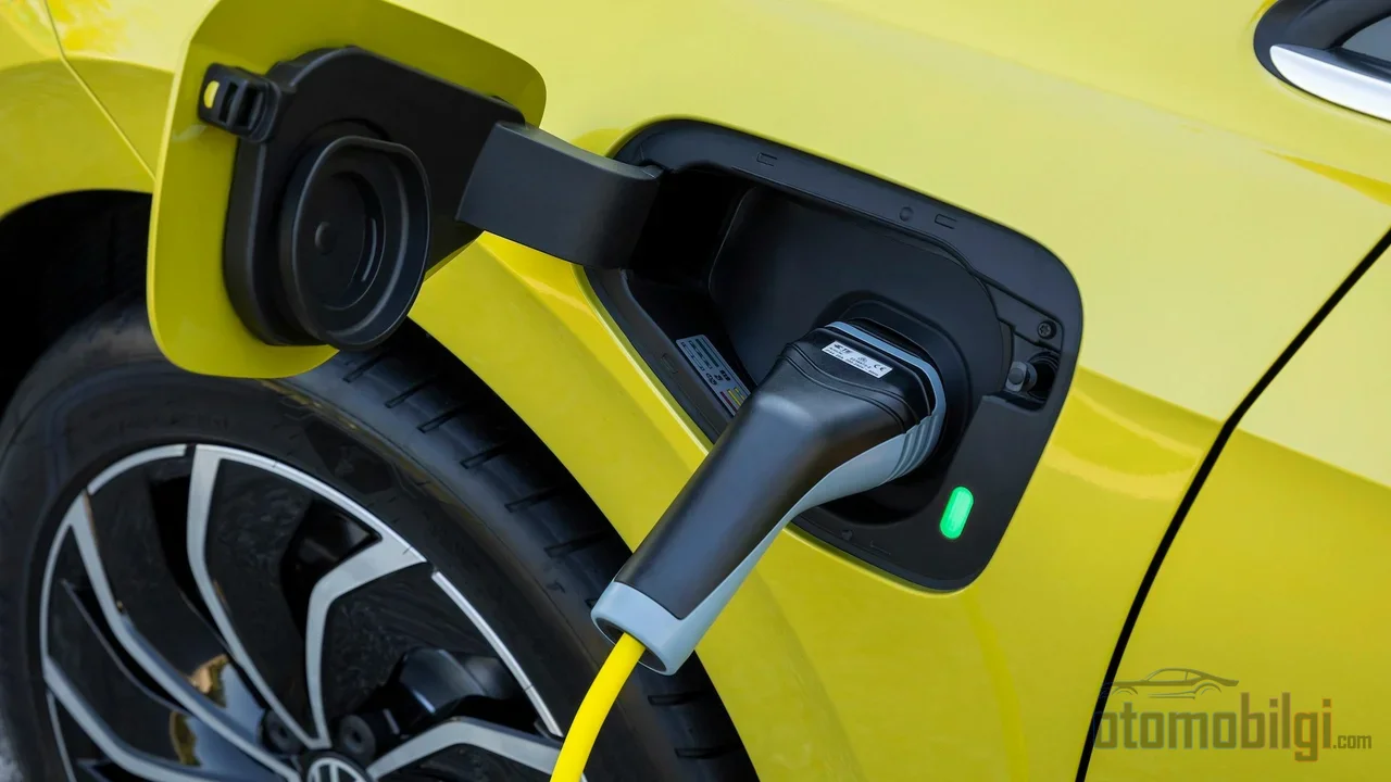 The catalog-promised consumption of plug-in hybrids is often a fairy tale on real roads; the measured average can be three to five times the factory value.