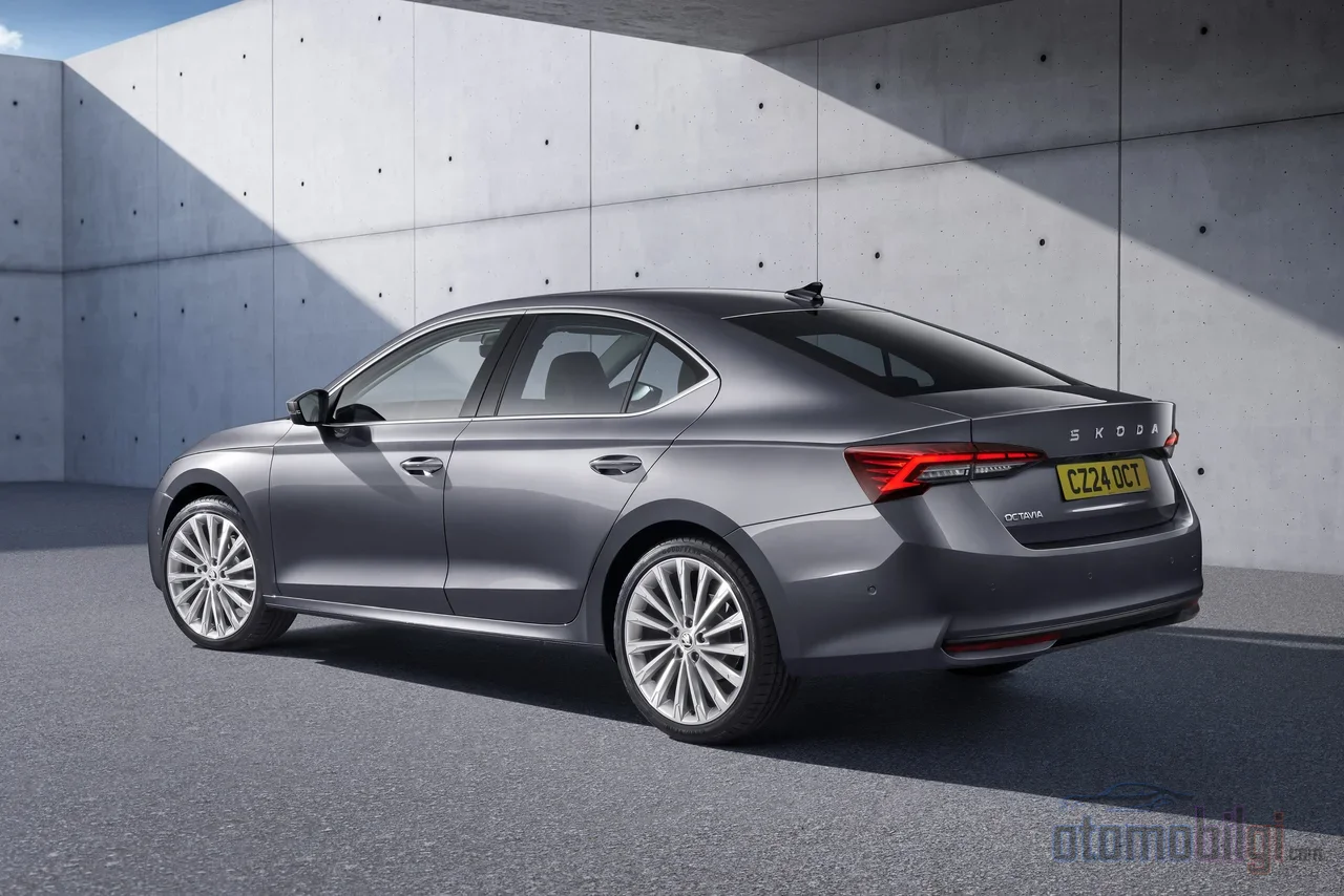 With its trunk exceeding 600 liters and spacious interior, the Skoda Octavia continues to be the most practical option in its class for those looking for a family sedan.