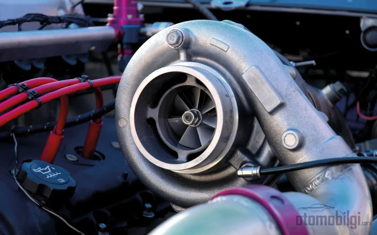 Turbo, sıkıştırma oranını yükselten en güçlü silahtır ama yanlış eşleştirilirse aynı motoru detonasyonla vurabilir.