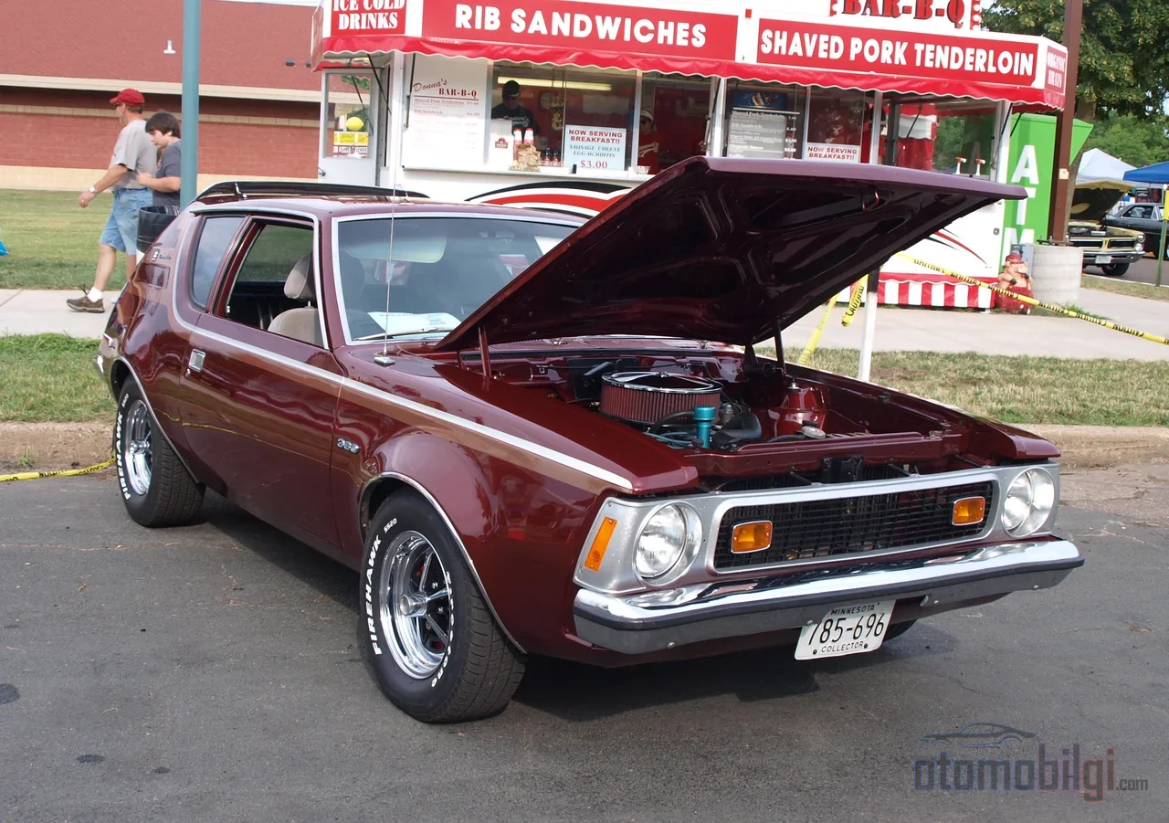 1974'te Challenger, GTO ve Barracuda kürsüsünden silinirken, 55 mph hız limiti muscle car çağına sessizce noktayı koydu.