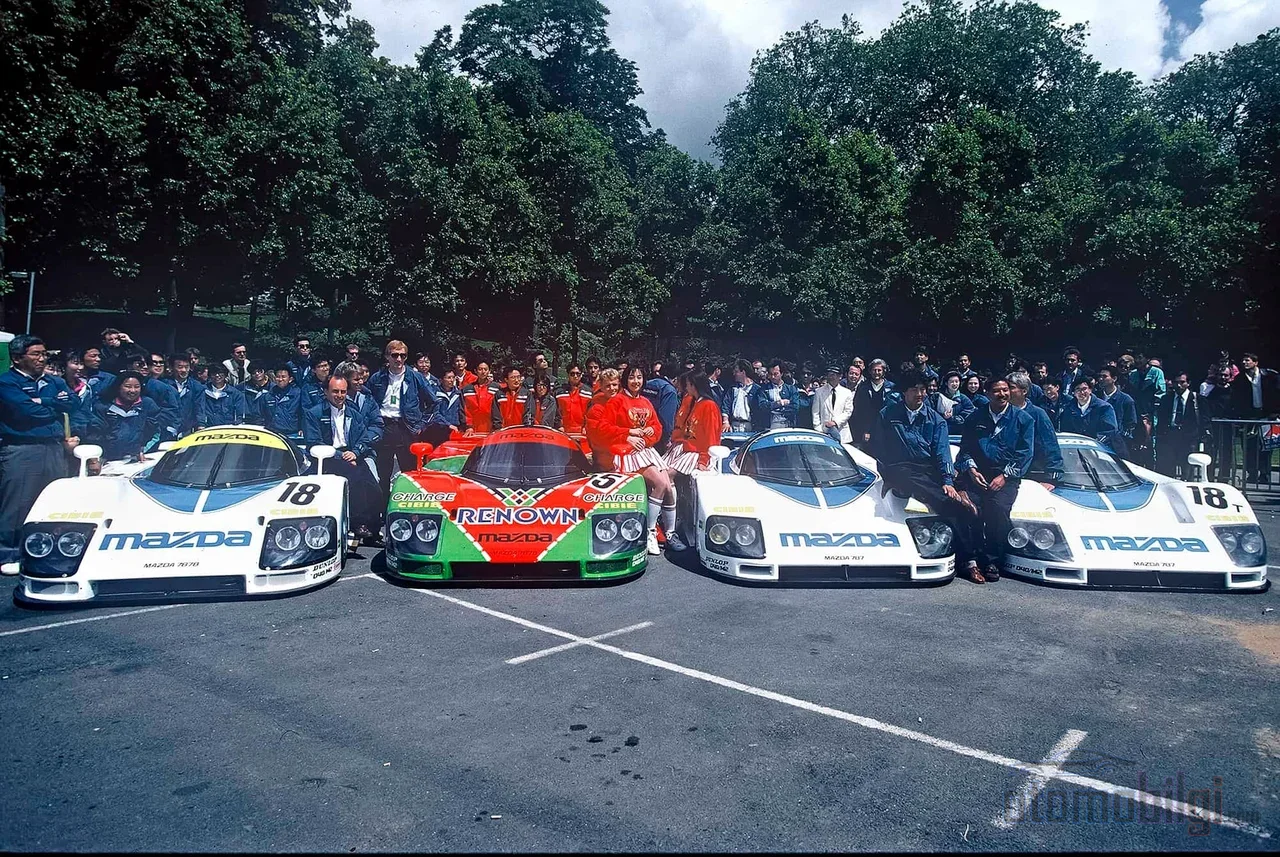 Mazda 787B, Le Mans tarihinin şu ana kadarki tek rotary motorlu zaferini kazanarak Wankel mimarisinin yarış pistindeki potansiyelini kanıtladı.