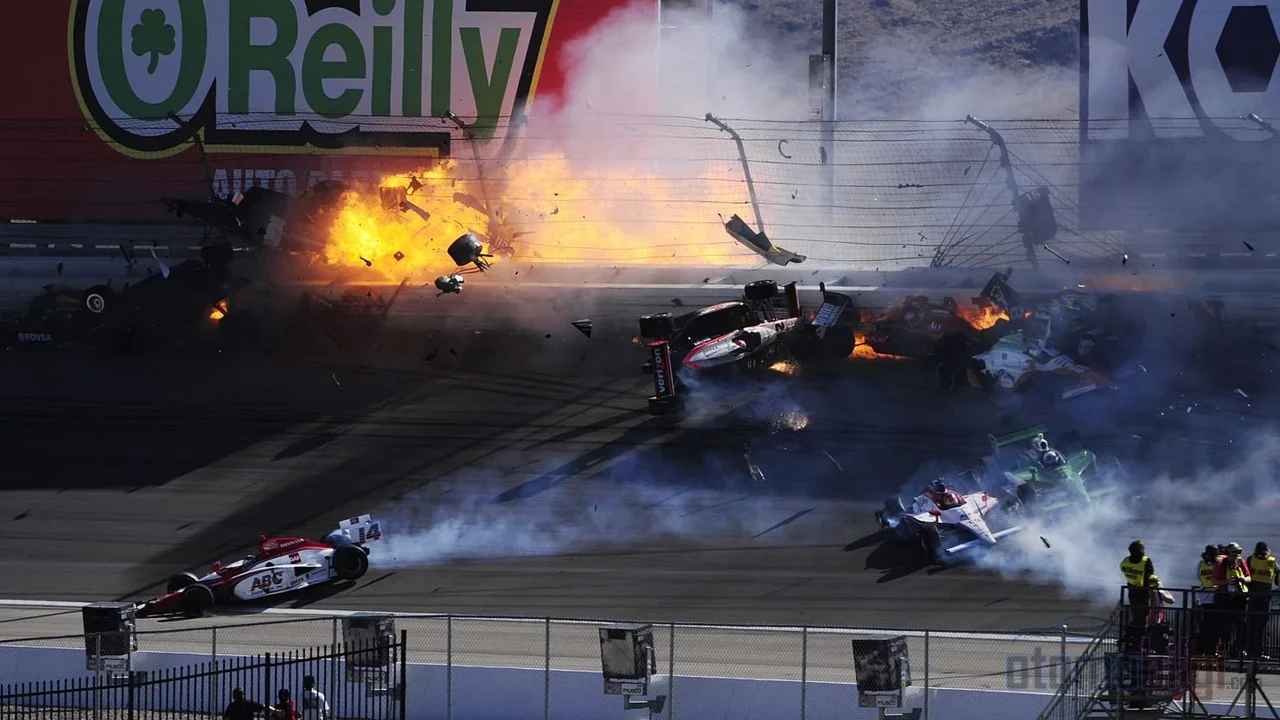 Justin Wilson'ın 2015'teki ölümü, IndyCar'ı 340 kilometre hızda başa uçan parçalara karşı savunmasız bırakan açık kokpit tartışmasını sonsuza dek değiştirdi.