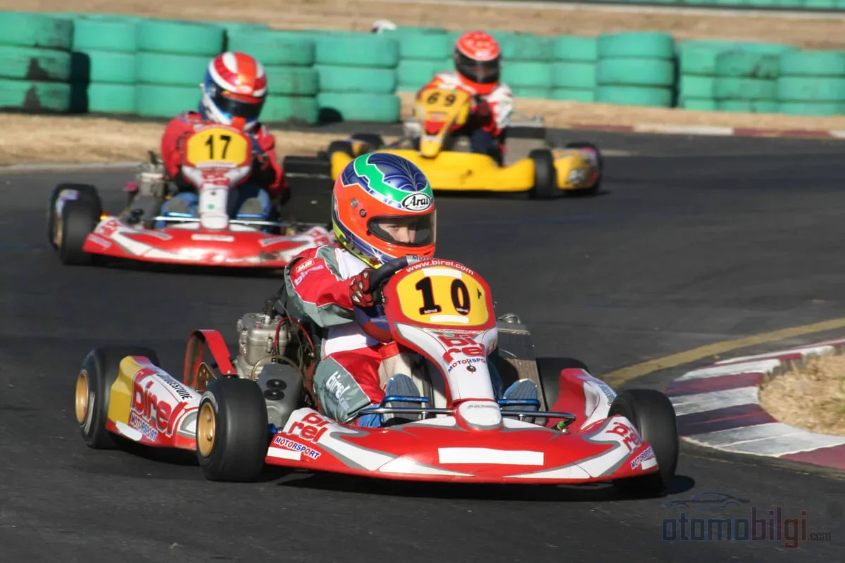 What separates the fast one on the track from the merely loud one is not hard braking; it is the correct line, late but consistent braking, and a smooth throttle transition.