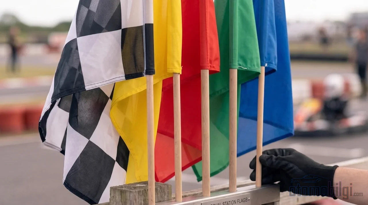 On the track, when the engine's noise drowns out everything, flag language speaks without saying a word, both protecting your safety and saving you from a penalty.
