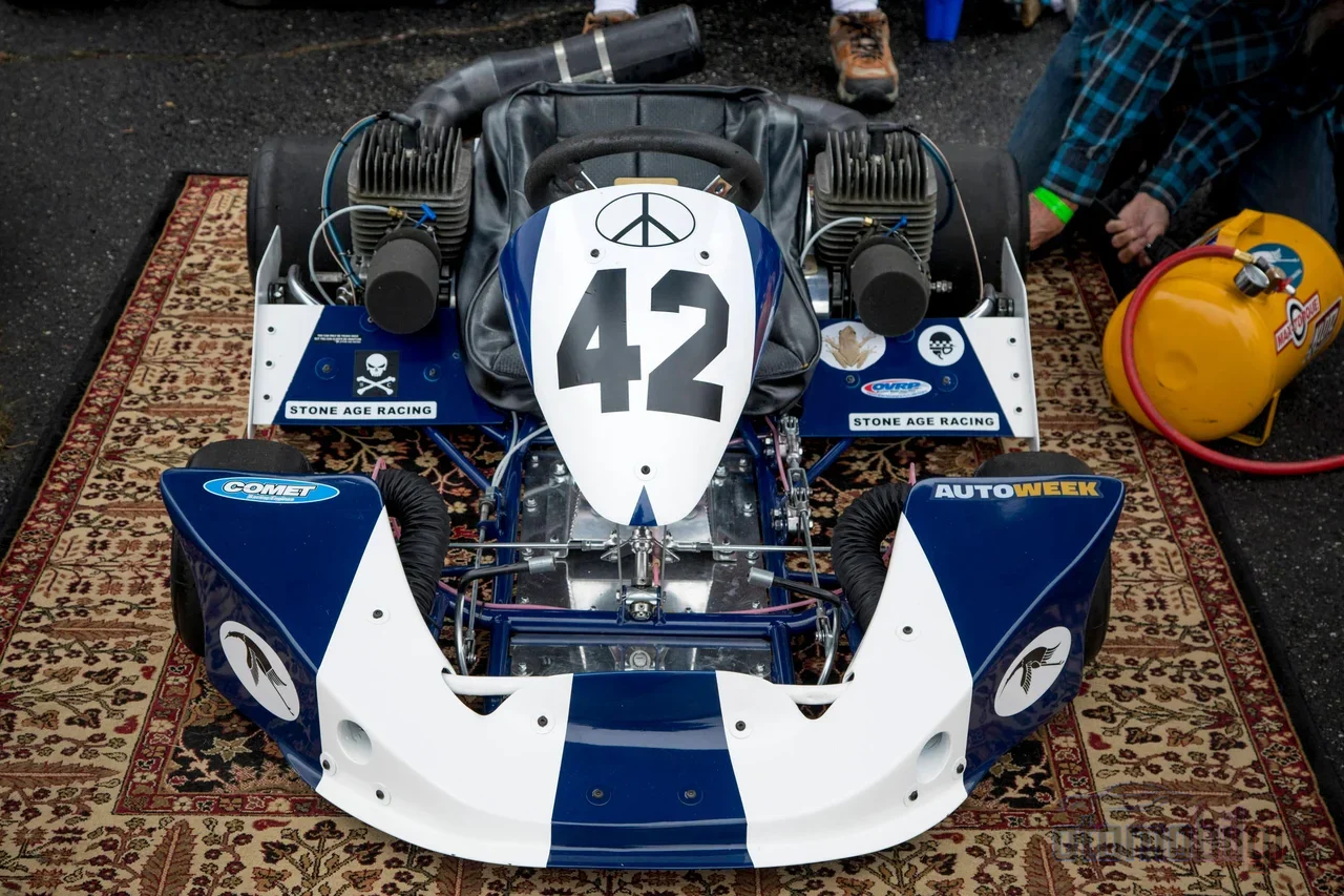 Üç kez Formula 1 şampiyonu olan Senna bile kartingde dünya şampiyonluğuna asla ulaşamadı; otopark kökenli bu sporun rekabeti işte tam da bu derinlikte.