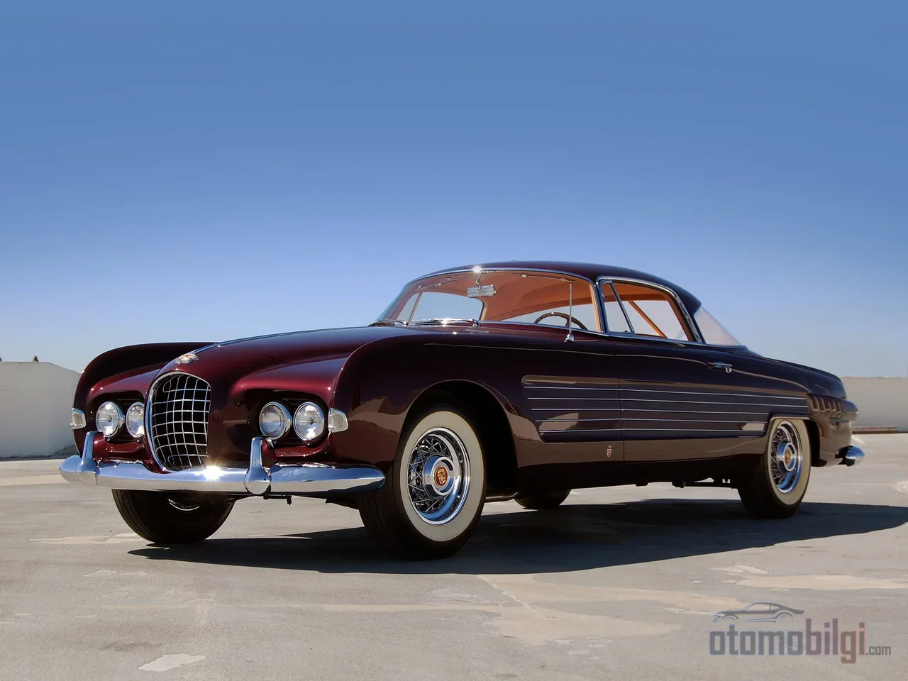 A classic plate is not just a nostalgic ornament; it is an official status that changes the vehicle's entire administrative identity, from its periodic inspection to its insurance.