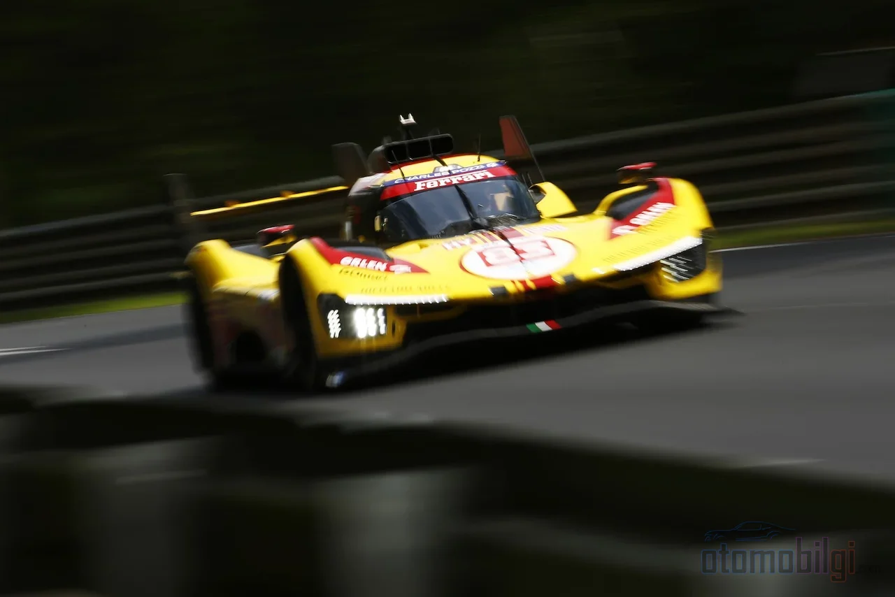 Hypercar çağında bile Le Mans zirvesi fabrikalara kapalı değil; 2025'te AF Corse'nin özel Ferrari 499P'si üst üste üçüncü kez kazandı.