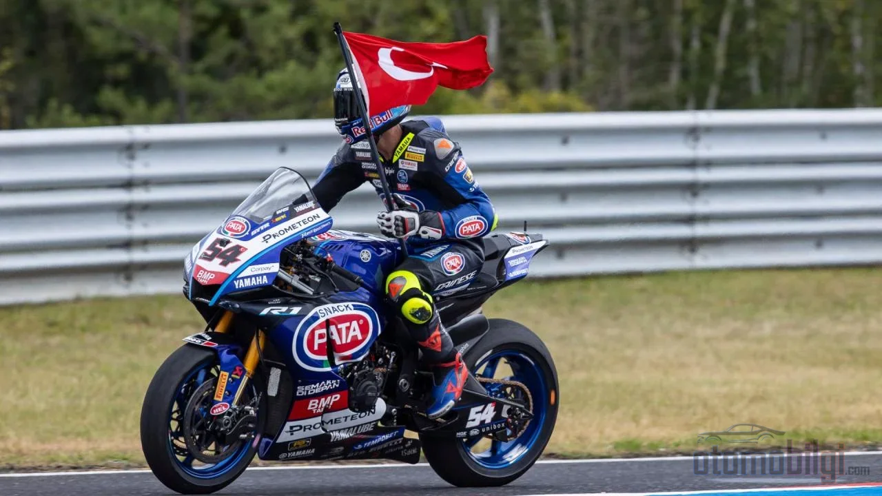 İstanbul Park'ta ekilen MotoGP tutkusu, TV başında Melandri izleyen bir kuşakta Sofuoğlu'nun dünya şampiyonluğuna dönüştü.