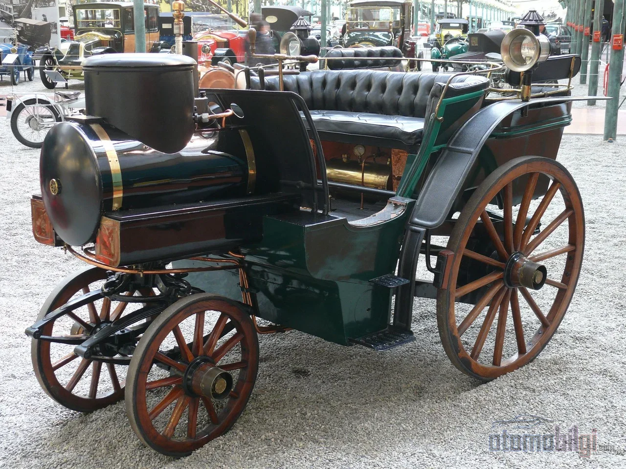 The gasoline automobile, which had lost the market to steam and electric vehicles in 1900, claimed victory within a few decades thanks to cheap production, abundant fuel, and Kettering's electric starter.