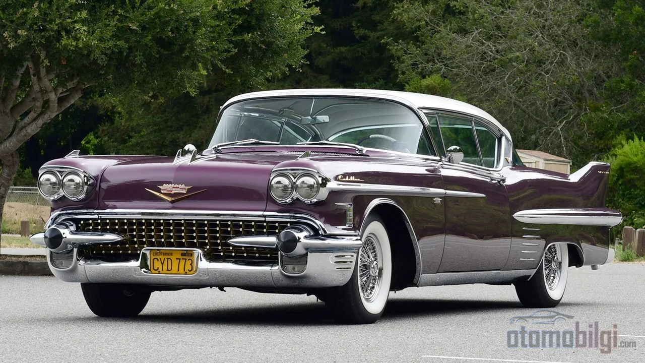 A single design detail was born with the 1948 Cadillac, reached for the sky in 1959, and disappeared within just a few years almost without a trace.