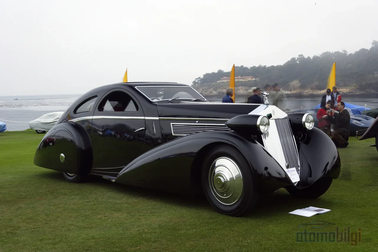 The 1934 Tatra T77 achieved a drag coefficient of 0.212, a value that no car was able to surpass for more than sixty years.