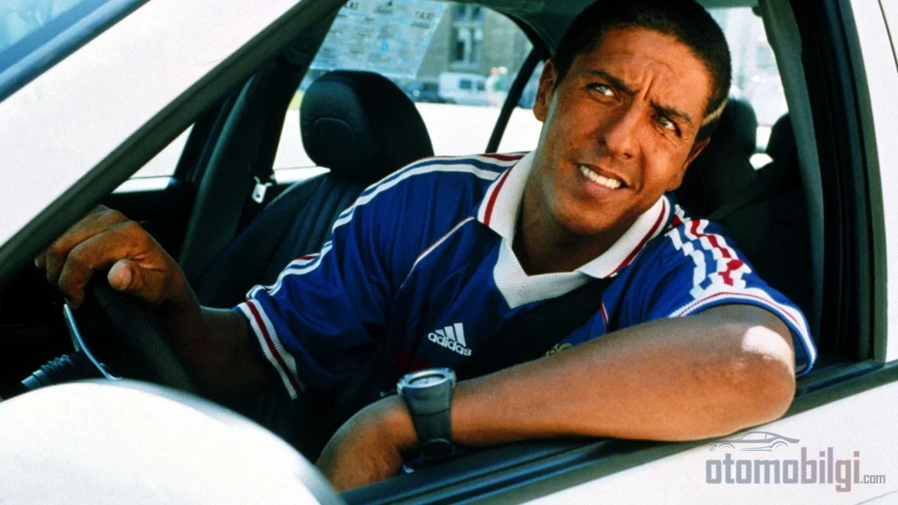 Ekranda tek bir Peugeot 406 uçarken görünüyordu ama sette o arabayı canlandıran altı farklı kopya gizlice nöbetteydi.