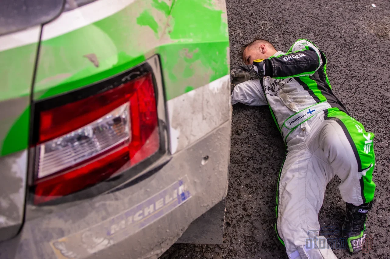 In WRC, half the action doesn't happen on the stages but takes shape in the hands of technicians racing against the clock in the 30-minute service window.