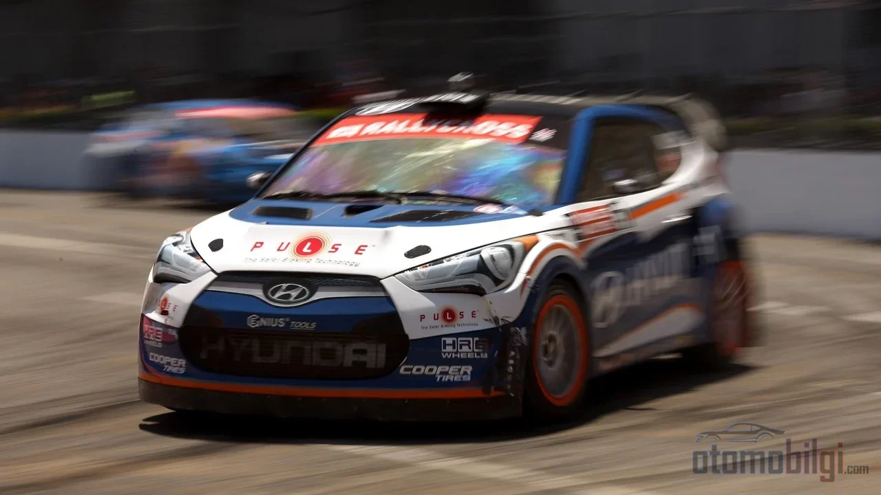 Khi Audi mang hệ dẫn động bốn bánh đến với môn đua rally, các đối thủ đã gửi chiến binh xông ra mặt trận, và rallycross biến thành một cuộc chiến thương hiệu.