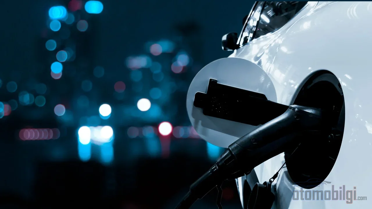 Savings come not from charging at night, but from the cheap tier of a three-tariff plan; on a single-rate tariff, charging at night will not lower your bill.