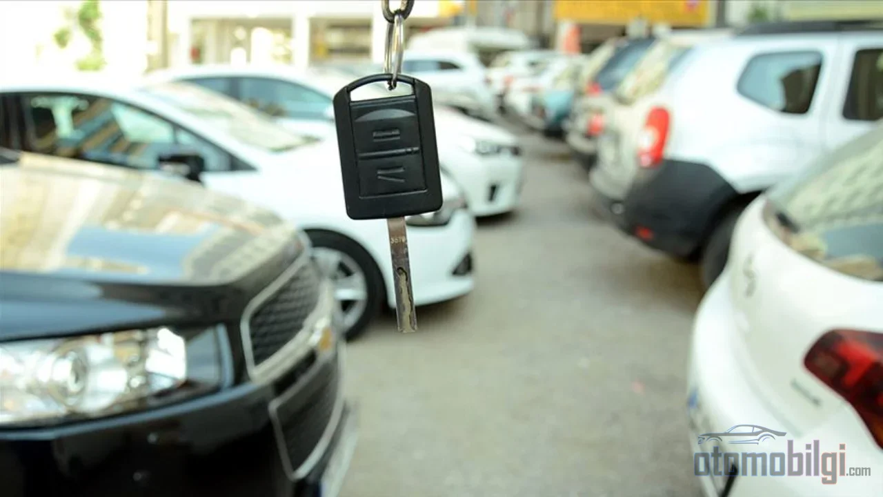 Khi bán xe trả góp, miễn khi xe còn nằm trên giấy đăng ký của bạn, nếu các khoản thanh toán bị dừng thì thuế MTV, tiền phạt giao thông và gánh nặng thi hành án có thể đè lên chính phiếu bán xe của bạn.