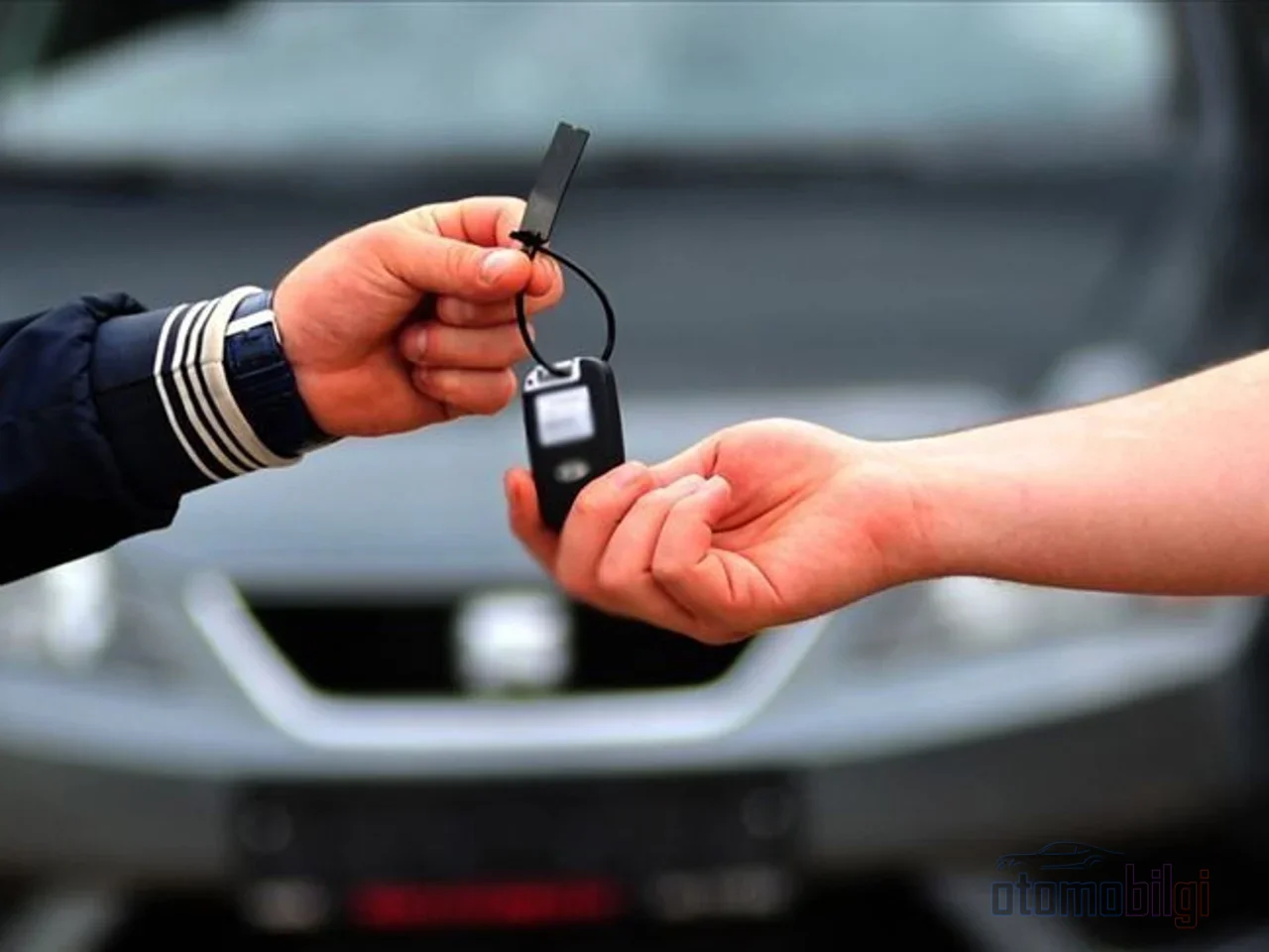 A seller who hands the vehicle over to the buyer before the notary sale is completed may one day find themselves forced to give up both the vehicle and the deposit at the same time.