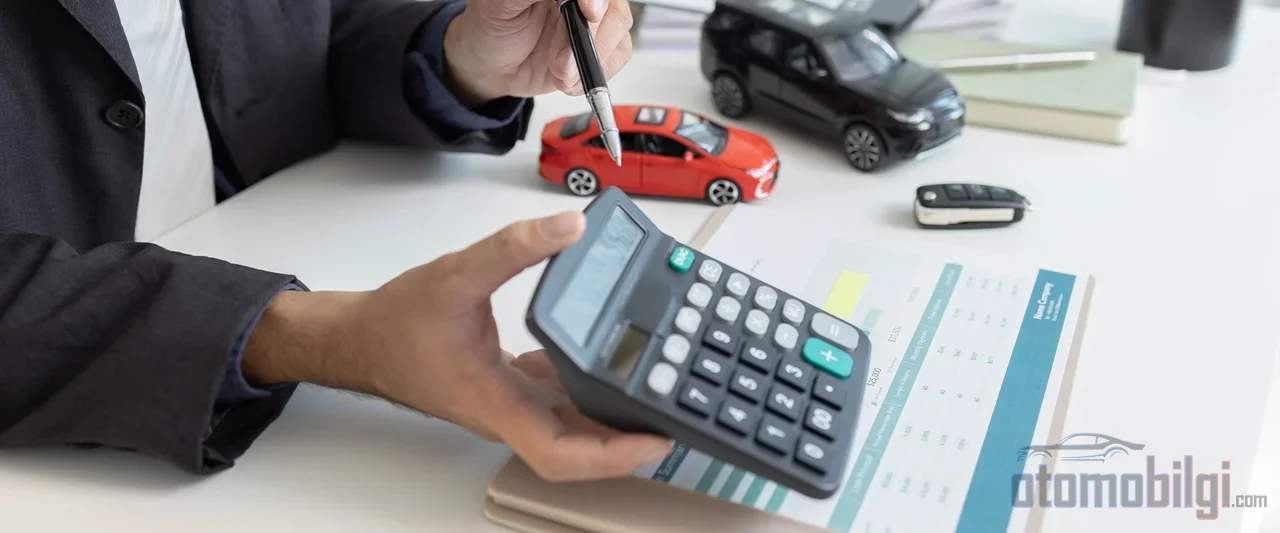 That two insurance companies give different prices for the same car is no coincidence; since each company constructs its own risk tariff, there is no single correct premium for comprehensive coverage.