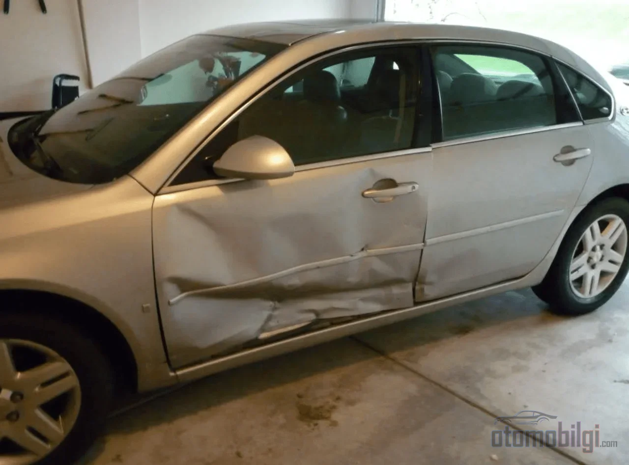 Even a vehicle with a clean Tramer record can have a totaled (write-off) history that you can uncover before buying, without any purchase; what matters is reading it correctly.
