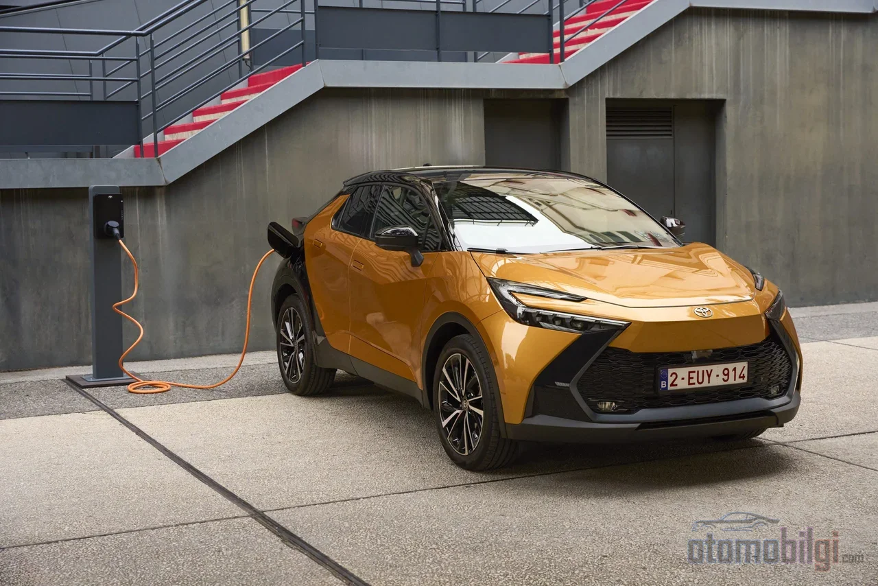 A plug-in hybrid that never gets charged inflates the catalog figure of 1.5 liters up to 6 liters, because it pays the price of the battery it carries with gasoline.