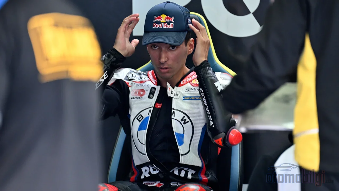 A shoulder going round and round at Mandalika is bringing Toprak Razgatlıoğlu's first MotoGP season to an early end on the operating table in Milan.